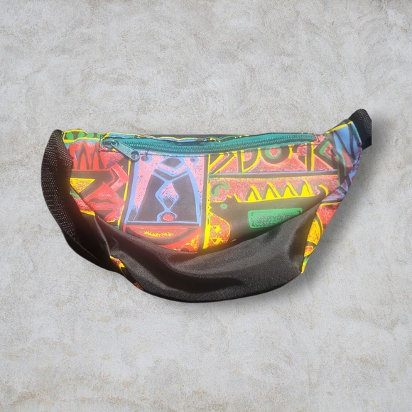 L.A. Gear Black and Teal Fanny Pack